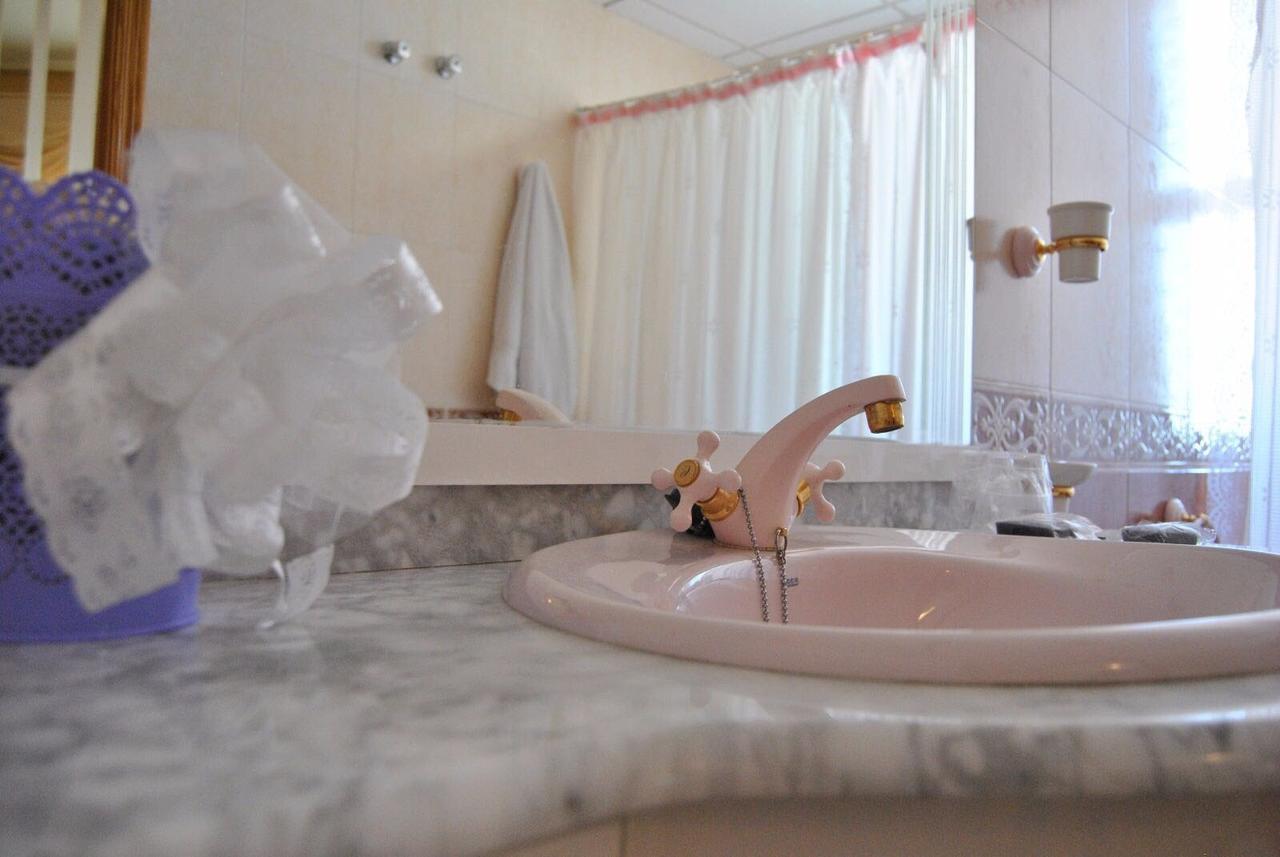 Hotel Las Dehesas Navalvillar de Pela Ngoại thất bức ảnh